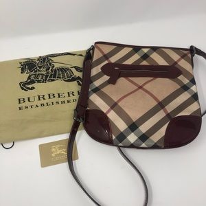 BURBERRY purse